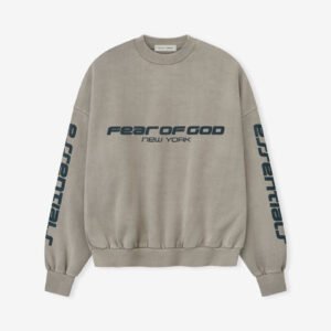 Essentials Heavy Fleece Cropped Relaxed Sweatshirt